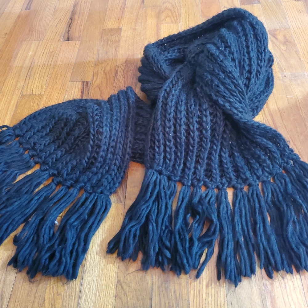 Oversized American Apparel Knit Black Scarf